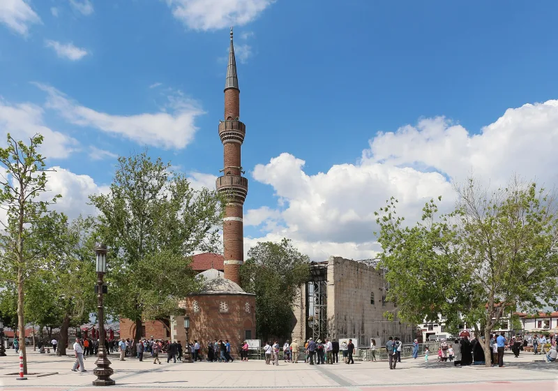 Мечеть Hacı Bayram в Анкаре — святыня и türbe XV века