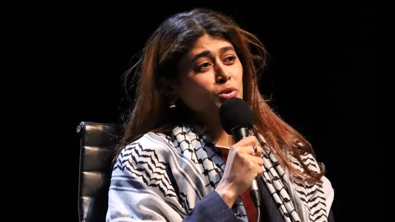 Francouzské poslankyni Evropského parlamentu palestinského původu Rime Hassanové byl odepřen vstup do Kanady
