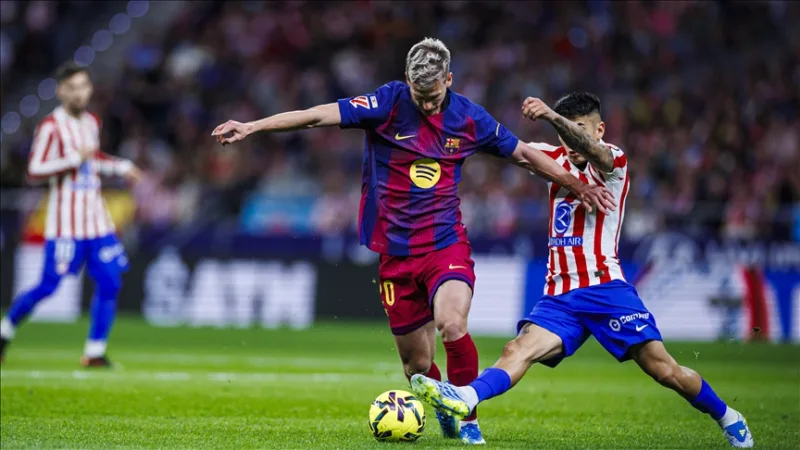 فاز برشلونة، المتصدر في الدوري الإسباني، في المباراة التي خاضها على أرض أتلتيكو مدريد